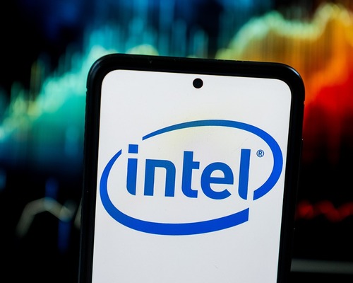 Trump yönetiminden yatırım iddiası: Intel hisseleri yükselişte