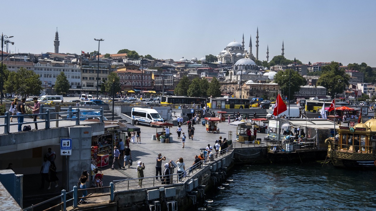 TÜİK 2024 nüfus istatistiklerini açıkladı: Nüfus artış hızı yükseldi