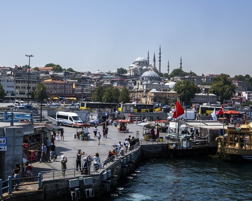 TÜİK 2024 nüfus istatistiklerini açıkladı: Nüfus artış hızı yükseldi