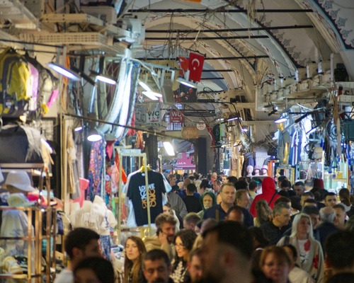 Tüketici güveni ekimde geriledi