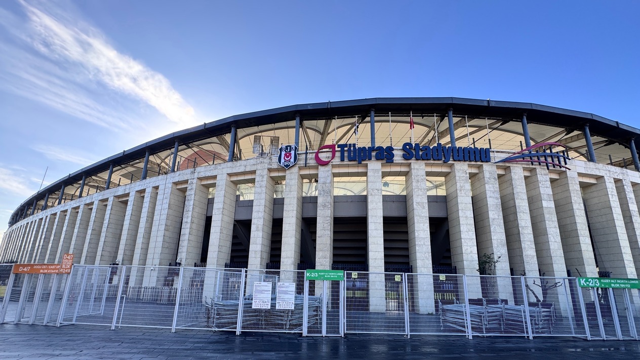 Tüpraş ve Beşiktaş stadyom sponsorluk anlaşmasını yeniledi