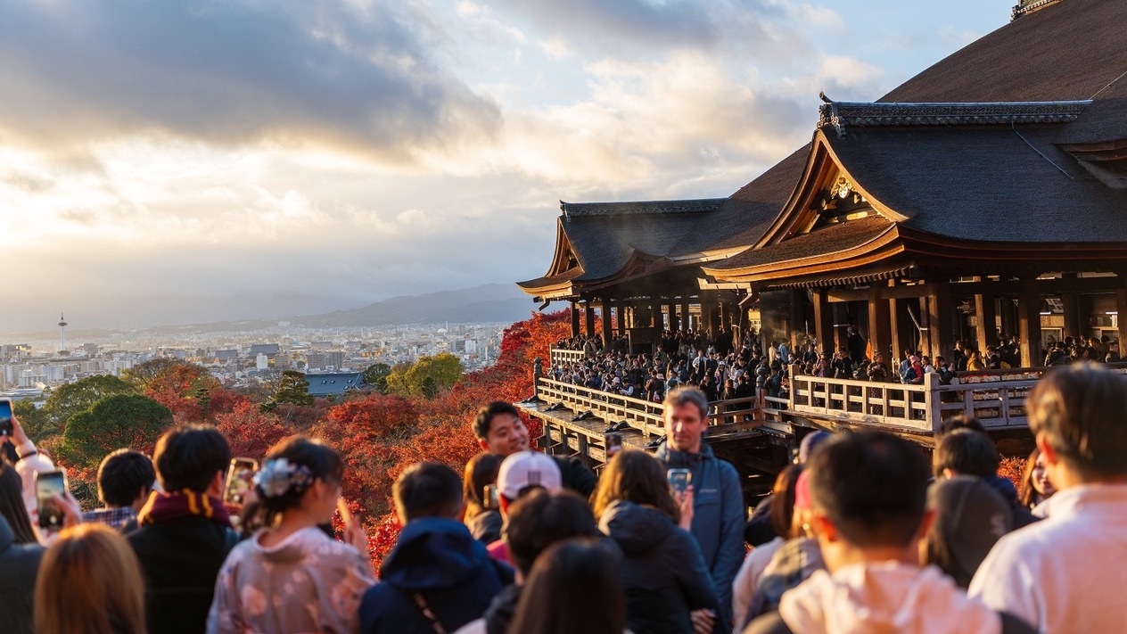Turist akını Japonya’yı zorluyor