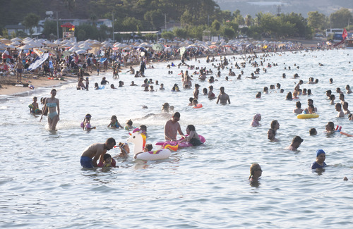 Turizm geliri yıllık 62,9 milyar dolara ulaştı