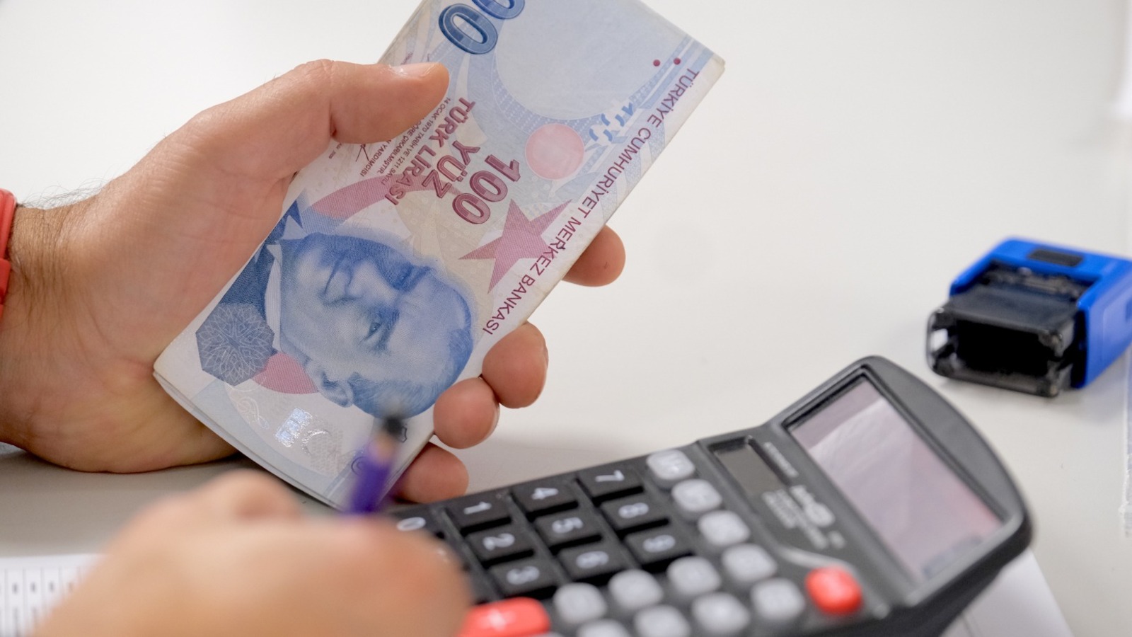 Türk-İş: Açlık sınırı 37 bin 800 liraya yükseldi