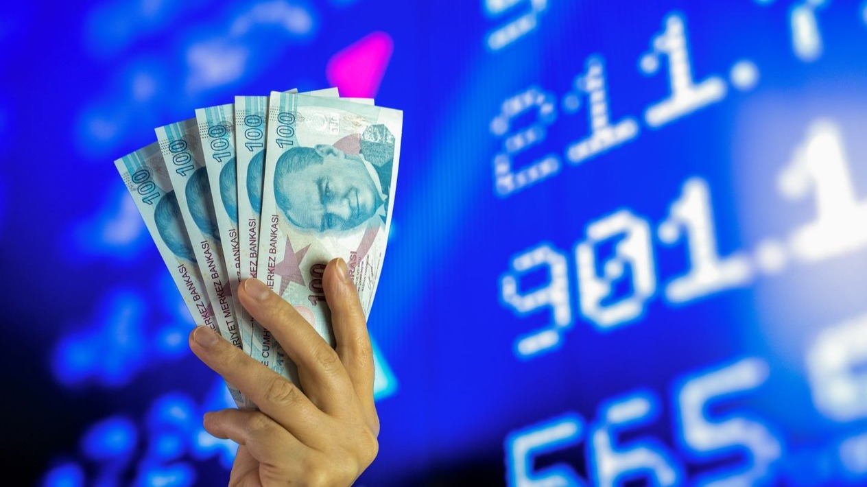Türk Lirası'nın reel değeri 10 ayın en düşüğünde