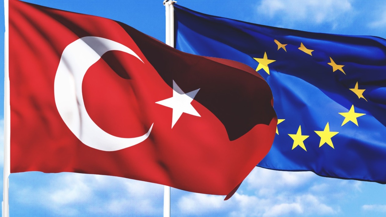 Türkiye AB ile ilişkilerde oyunu kendisi değiştirmeli: Tam üyelik değilse ne?