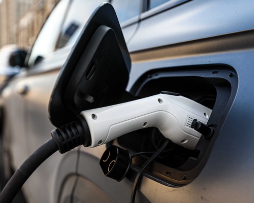 Türkiye’de elektrikli ve hibrit araç satışları pazarın yarısını aştı