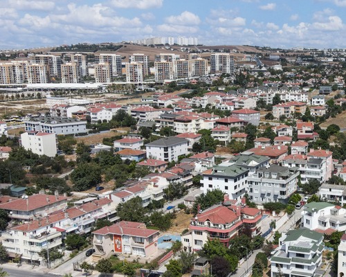 Türkiye'de ilk 5 ayda yaklaşık 1,2 milyon gayrimenkul satıldı