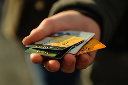 Türkiye'de kart sayısı 438,9 milyona ulaştı