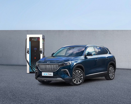 Türkiye'de trafiğe kayıtlı elektrikli otomobil sayısı 350 bine yaklaştı