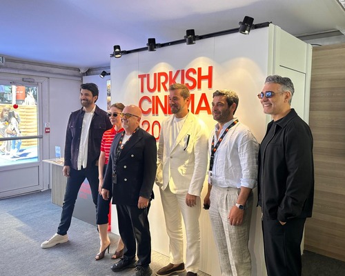 Türkiye Standı Cannes'da yoğun ilgi gördü