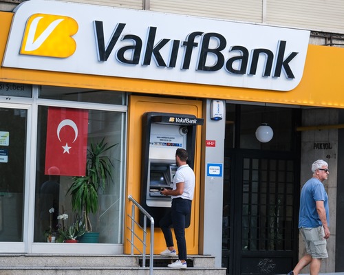 Türkiye Varlık Fonu Vakıfbank hisselerinin bir bölümünü sattı
