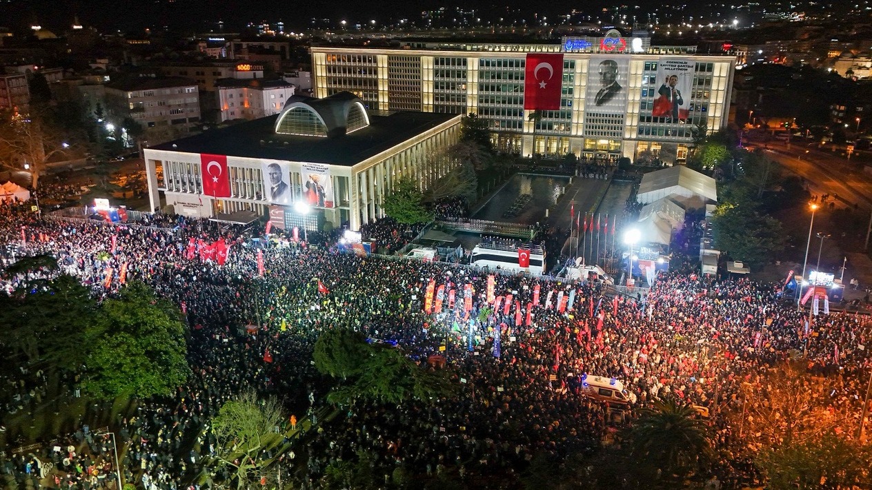 Tutuklu İBB Başkanı İmamoğlu New York Times’a yazdı