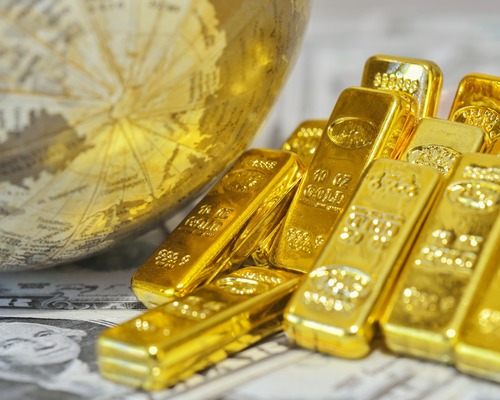 UBS, JPMorgan ve Deutsche Bank altın tahminini yükseltti