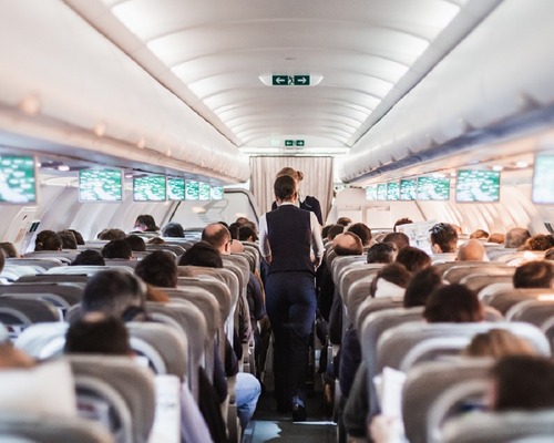 Uçaklarda ekonomi bölümü giderek küçülüyor