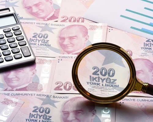 ÜNLÜ & Co finansal beklentiler raporu: Finansta yükseliş, reel sektörde fren