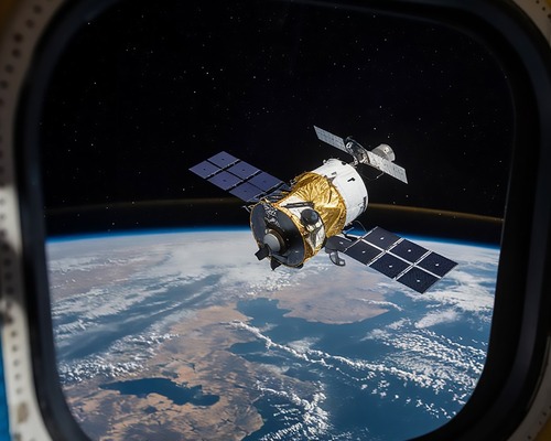 Uzayda başıboş bir kaos var: Türkiye neresinde olmalı?