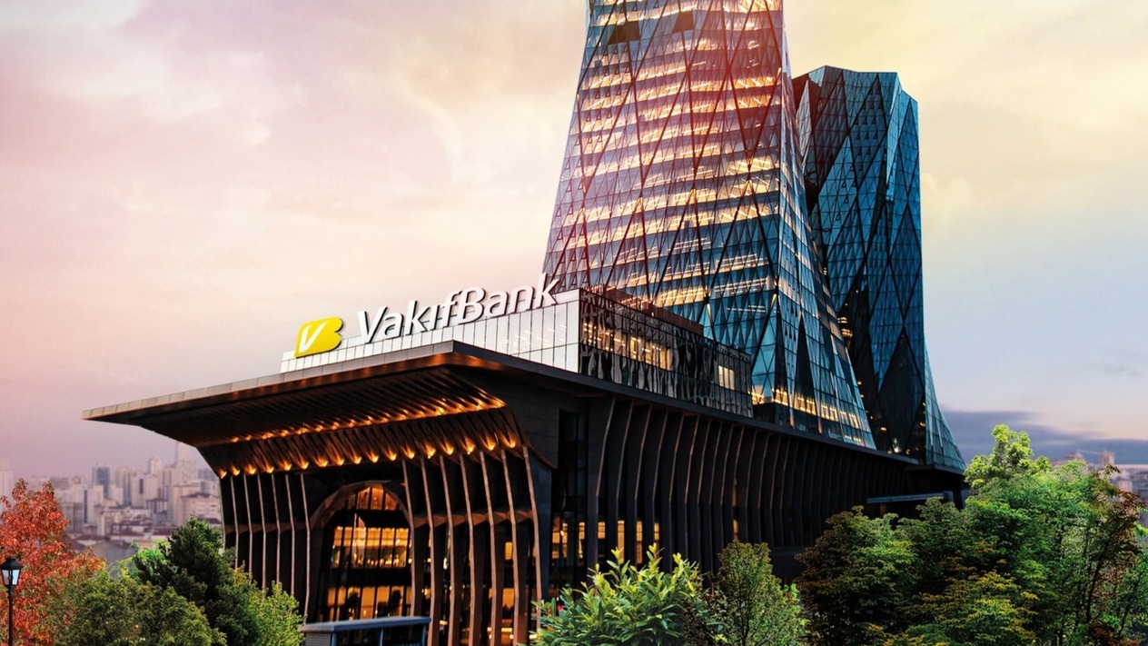 Vakıfbank’tan 1,3 milyar dolarlık finansman anlaşması