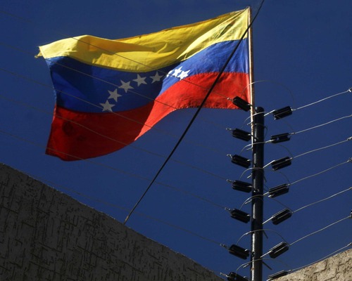 Venezuela: Petrol geliri sağlık sistemine aktarılacak