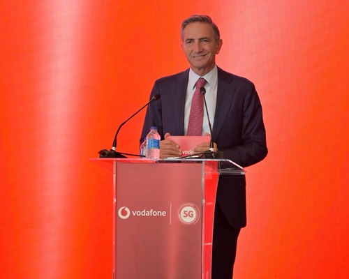Vodafone Türkiye CEO’su Aksoy: 19 yılda 400 milyar TL yatırım yaptık, 5G’ye hazırız