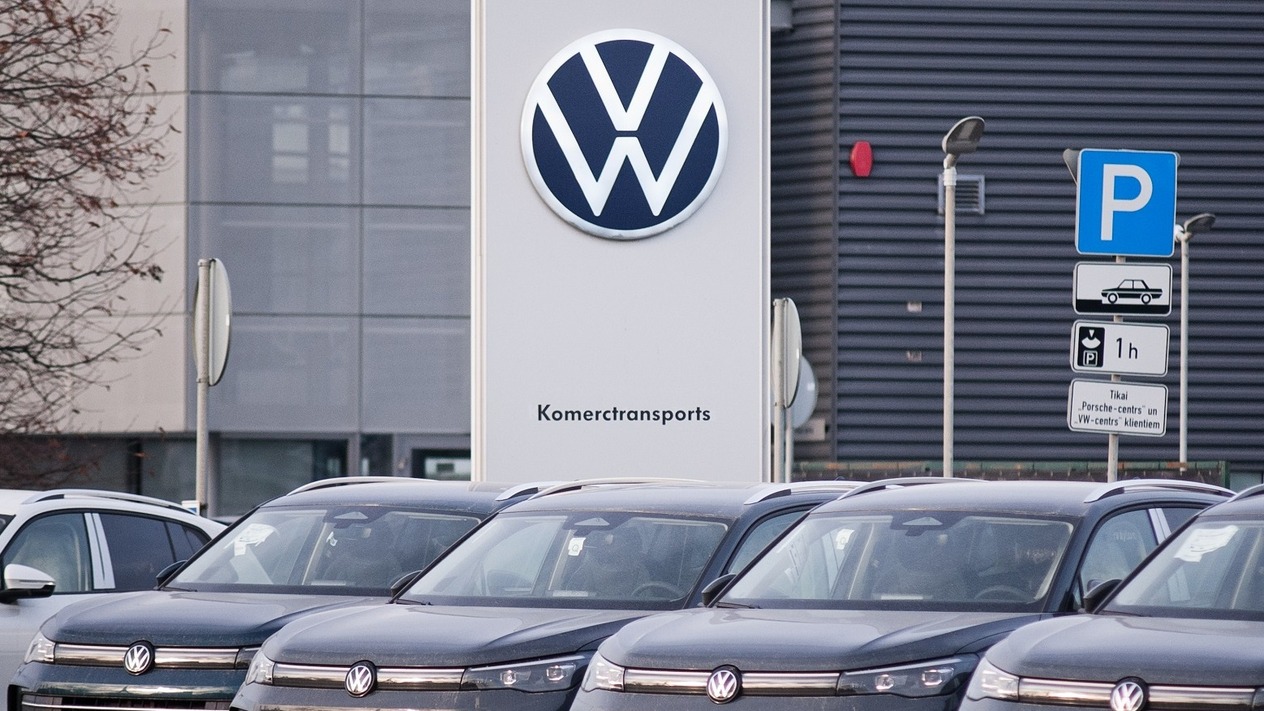 Volkswagen'den 5,9 milyar euro zarar açıklaması