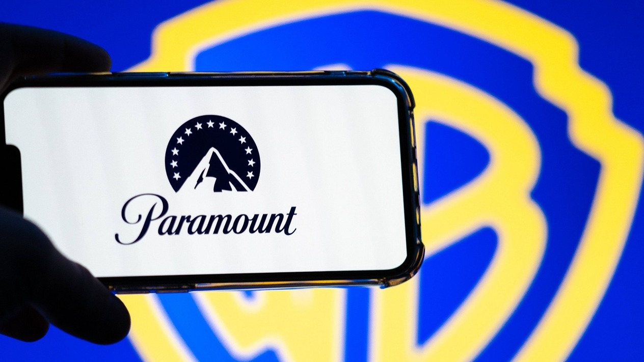 Warner Bros, Paramount ile görüşmelere yeniden başlamayı değerlendiriyor