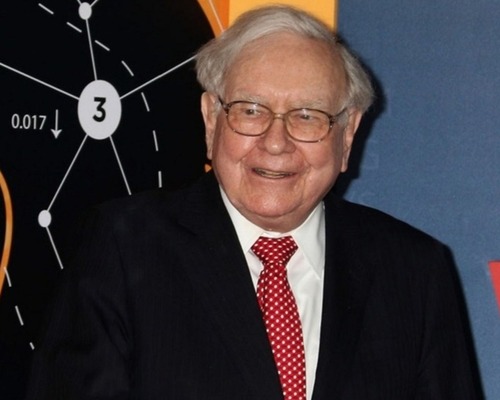 Warren Buffett Japonya'daki yeni 'milyar dolarlık' rotasını çizdi