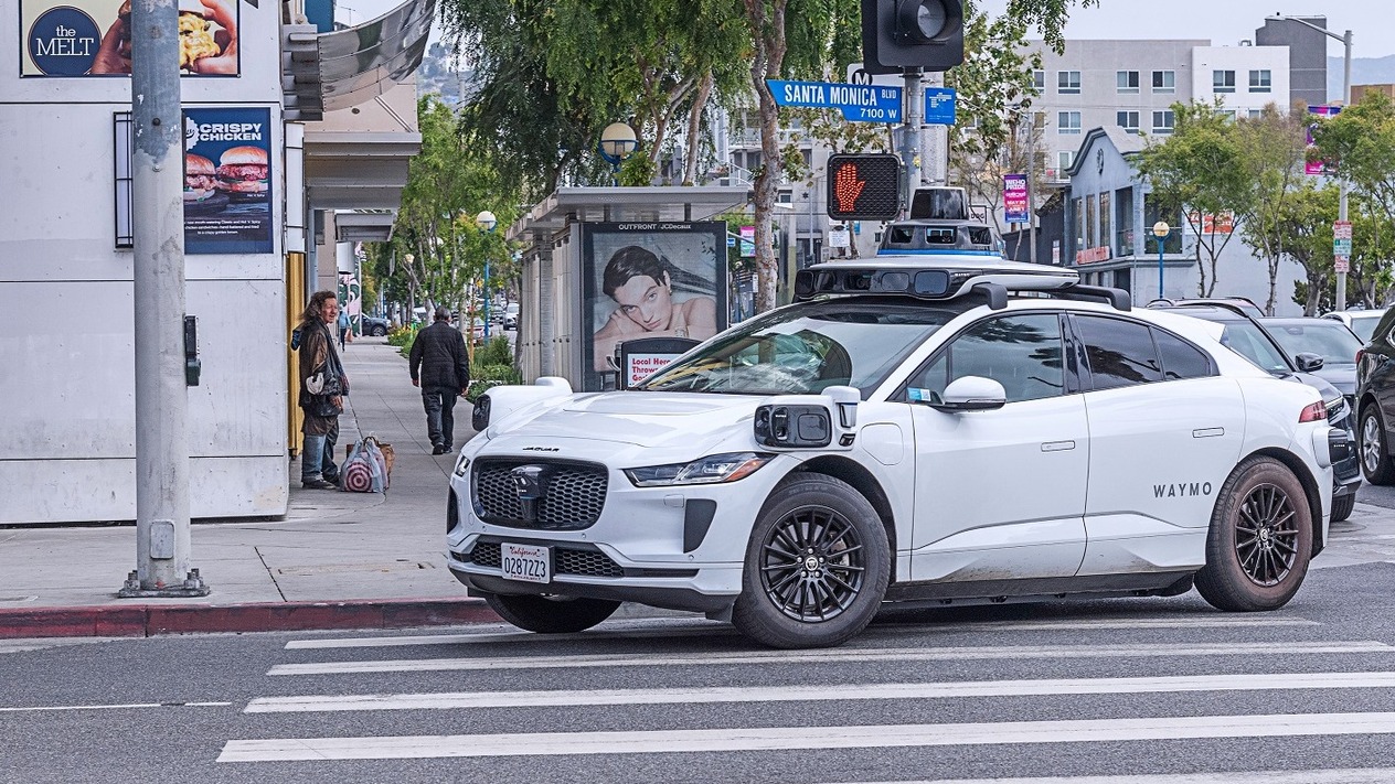 Waymo robotaksi liderliğini genişletmeyi planlıyor