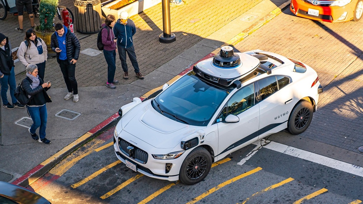 Waymo, Google için trilyon dolarlık bir fırsat olabilir