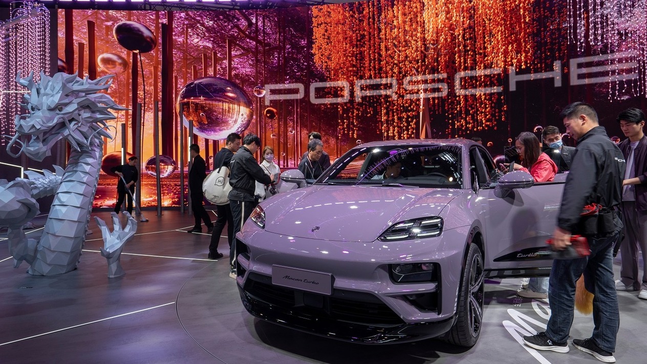 Yabancı üreticilerinin satışları düşerken Porsche bile Çin'de kazanamıyor