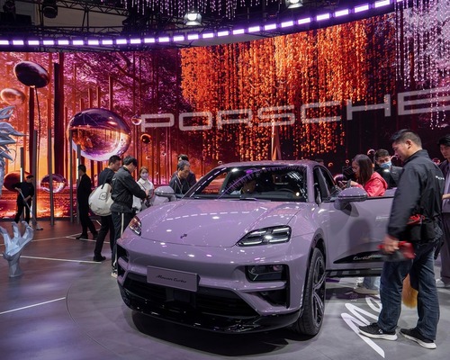  Yabancı üreticilerinin satışları düşerken Porsche bile Çin'de kazanamıyor