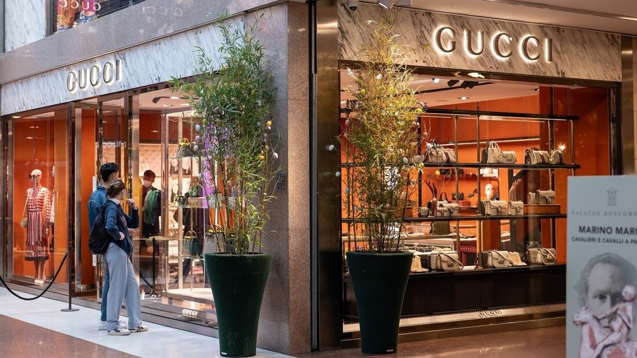 Yapay zeka balonu endişeleri lüks hisseleri için tehlike mi?