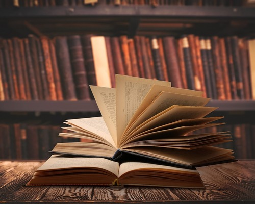 Yapay zeka şirketleri antika kitapları satın alıp yok ediyor