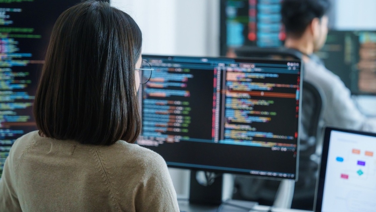 Yapay zeka yarışında kapasite krizi