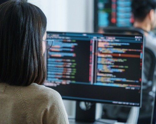 Yapay zeka yarışında kapasite krizi