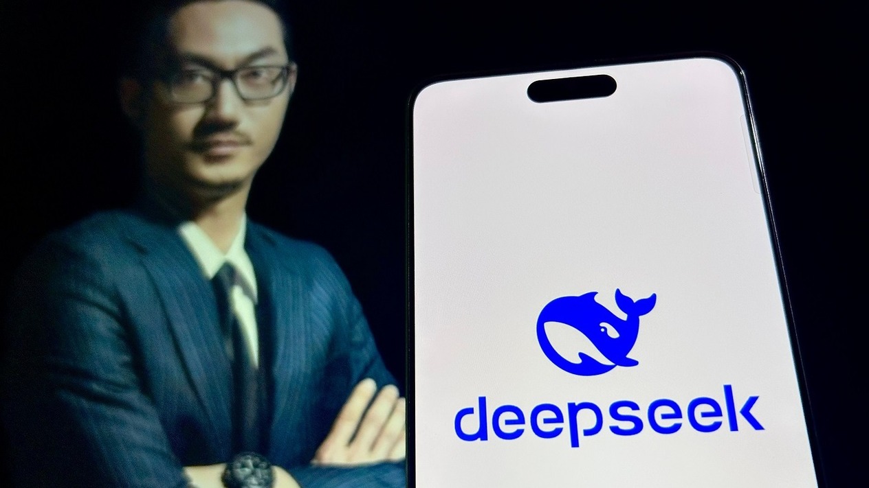 Yapay zekasıyla dünyayı sarsan adam Liang Wenfeng