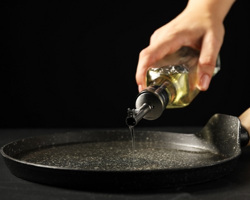  Yemek yaparken hangi yağı kullanmak daha sağlıklı?