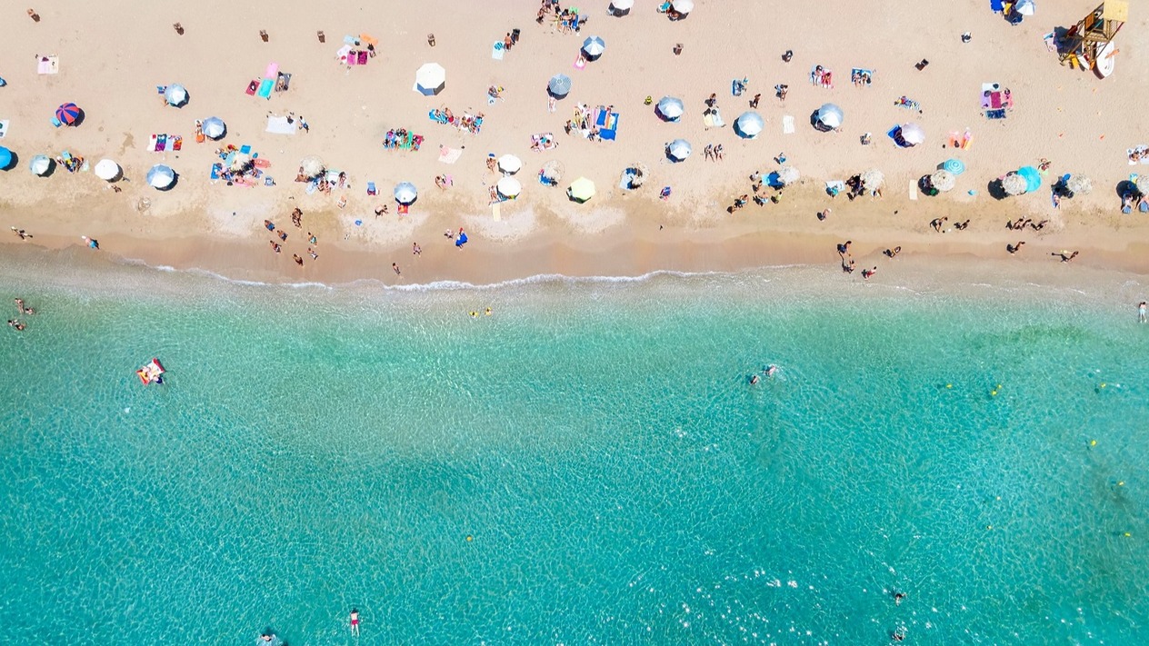 Yemekten sonra yüzmek zararlı mı?