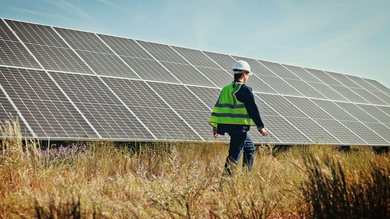 Yeni enerji yatırımların üçte ikisi temiz kaynaklı