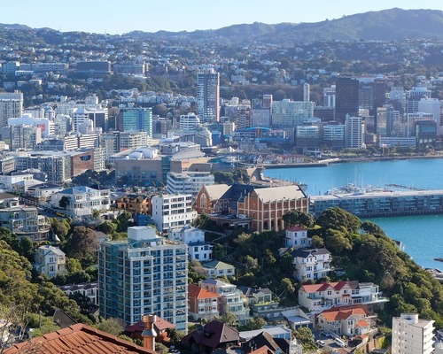 Yeni Zelanda’nın yenilenen altın vize programı zenginleri çekiyor