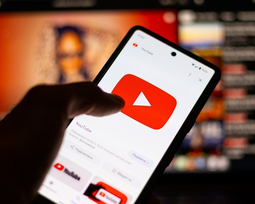 YouTube Trump'ın açtığı davada 22 milyon dolara uzlaştı