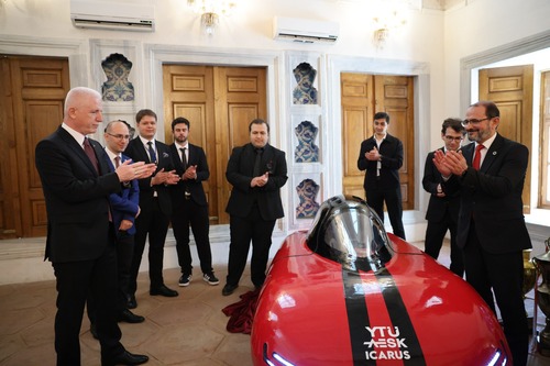 YTÜ’nün elektrikli yarış otomobili ICARUS Avrupa seferine çıktı