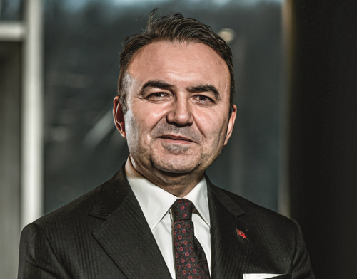 Yüksel Açık rekabete girmek değil kendi sektörünü yaratmak istiyor