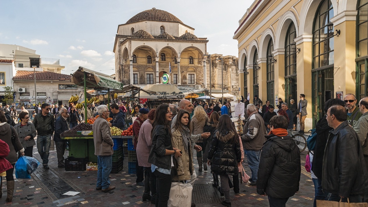 Yunanistan uçurumdan nasıl döndü?