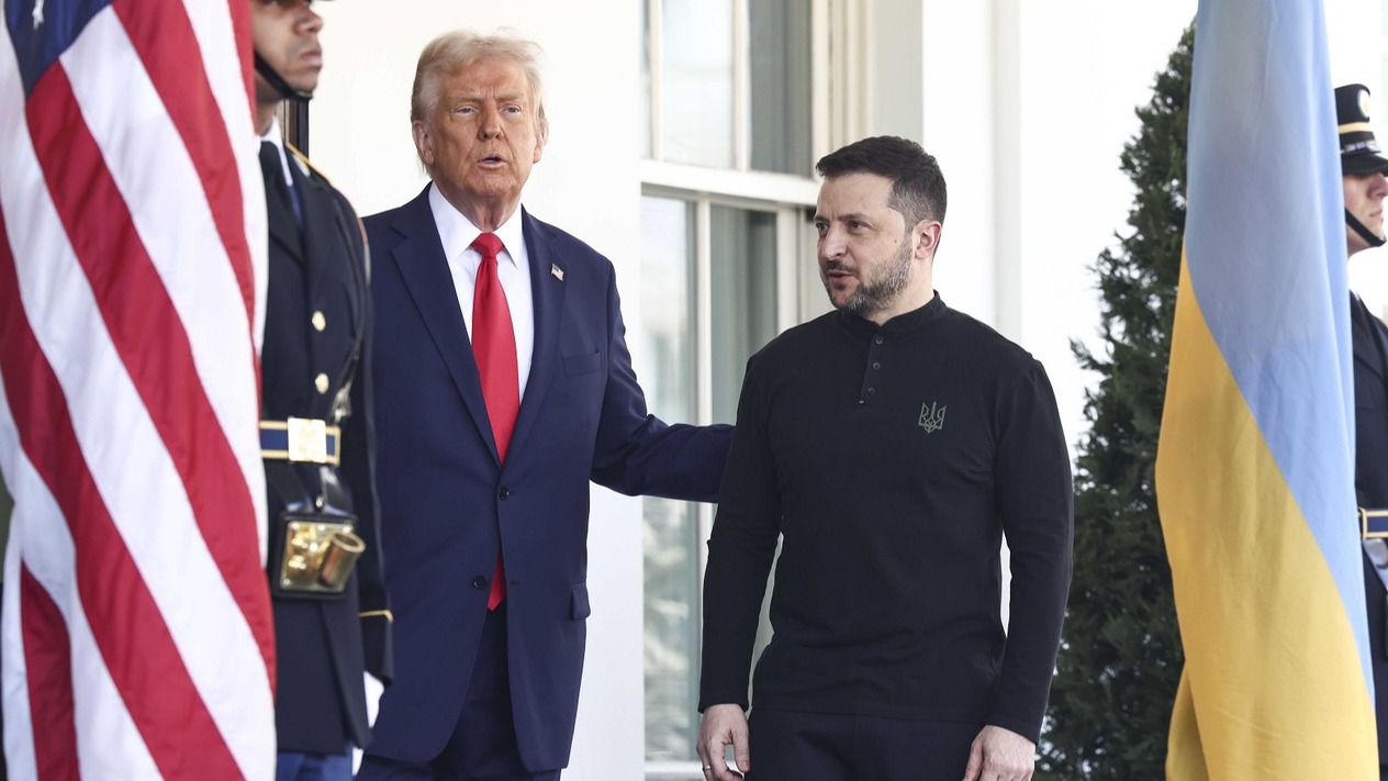 Zelenskiy’nin Trump görüşmesindeki kıyafeti tartışma yarattı