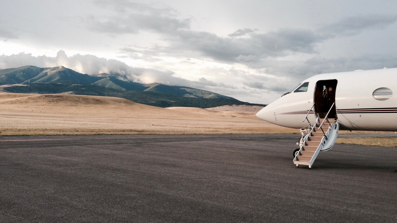 Zenginler özel jet koltuğu için WhatsApp gruplarında buluşuyor