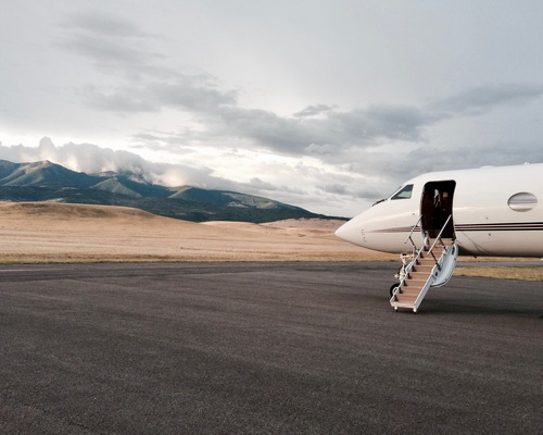 Zenginler özel jet koltuğu için WhatsApp gruplarında buluşuyor