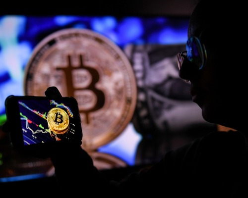 Zenginlerin kriptoya dair görüşleri bir yılda nasıl değişti?