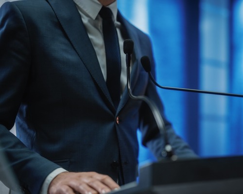 Zincirli kapılardan açık dünyaya: Geleceğin diplomatı