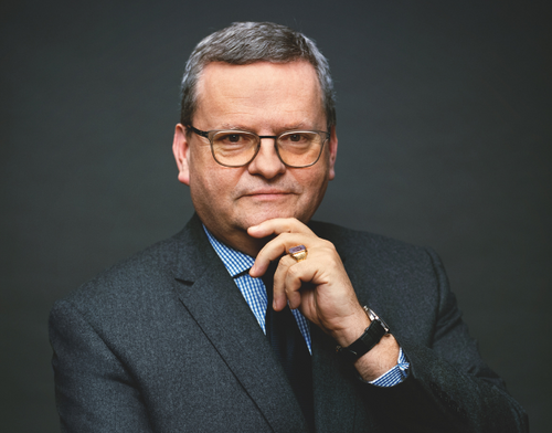 Hermès Zorlu PSM'deki sergisiyle zaman ve gelenekle kazandığı değeri gözler önüne seriyor